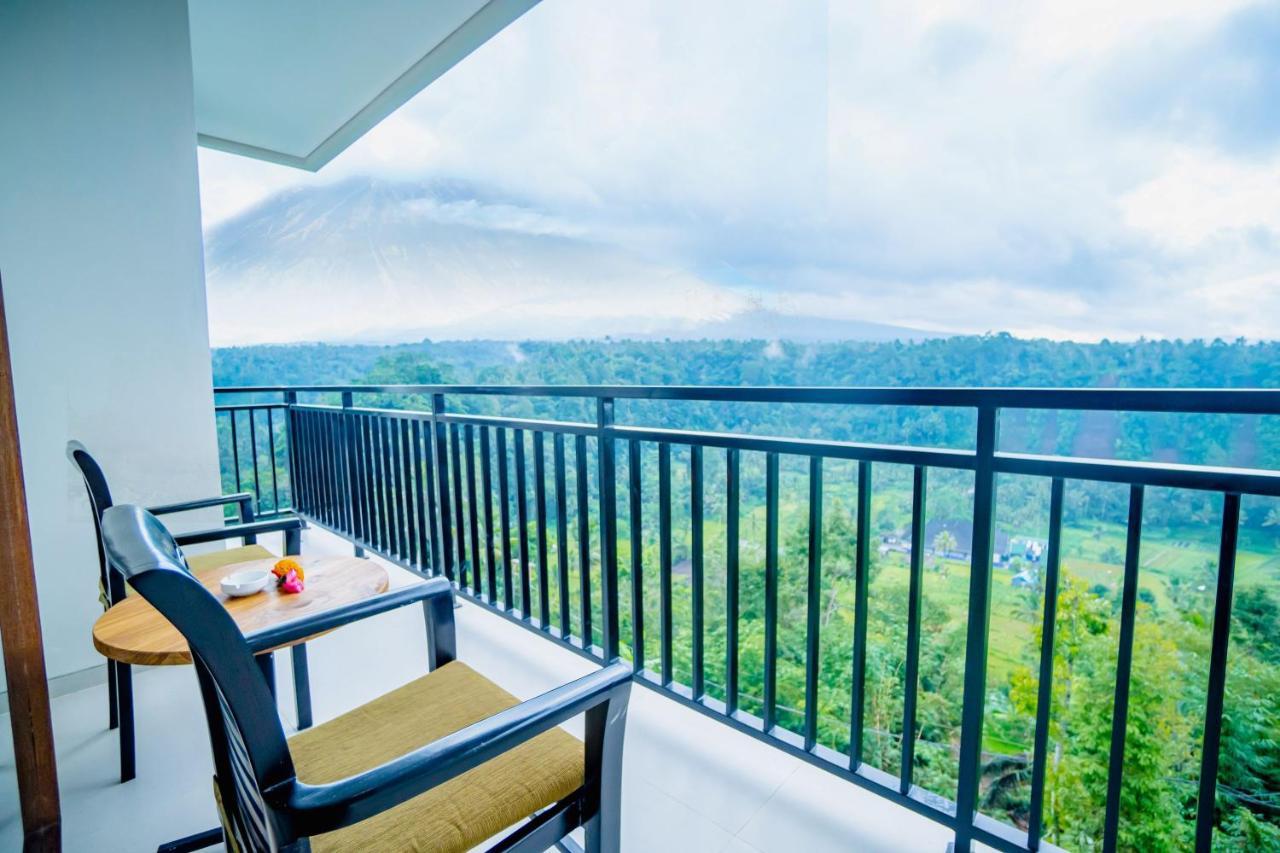 Tapa Agung View Hotell Menanga Exteriör bild
